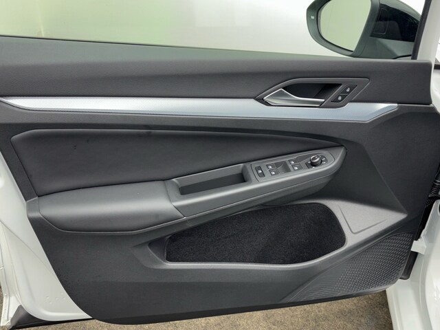 Volkswagen Golf 1.5 eTSI DSG Golf VIII Variant