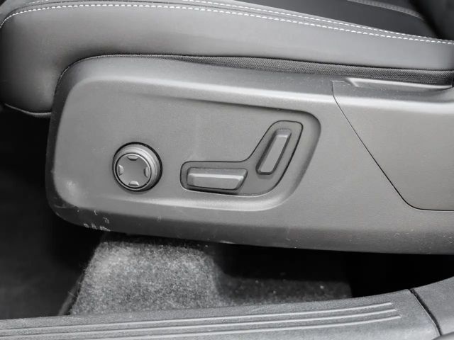 Volvo XC40 Dark Plus