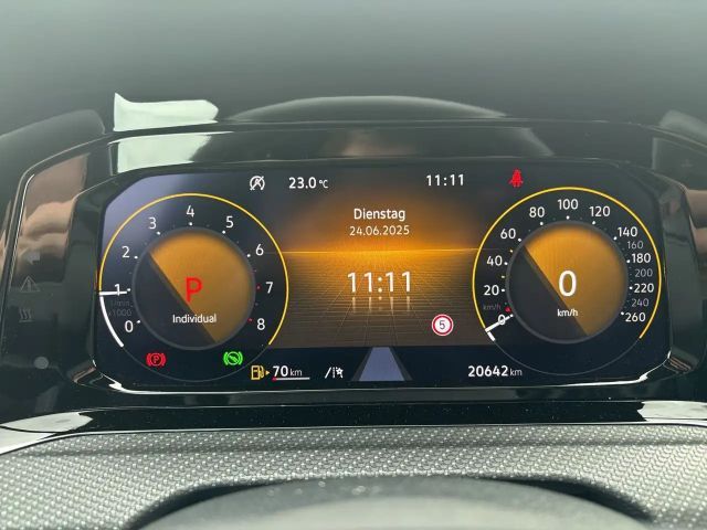 Volkswagen Golf DSG R-Line Variant