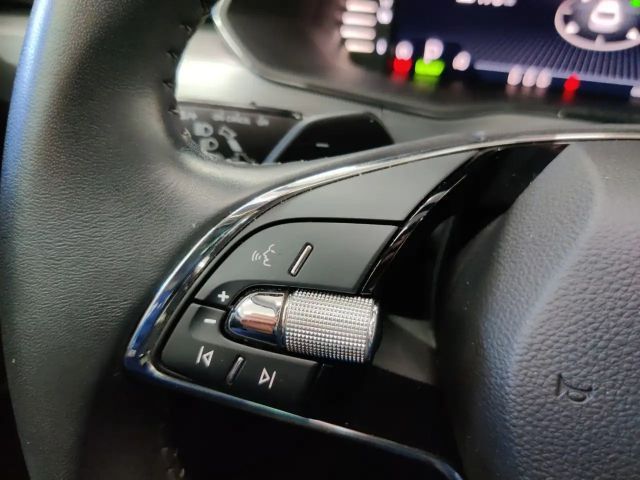 Skoda Superb 1.4 TSI Ambition Combi iV