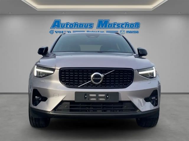 Volvo XC40 Dark Plus