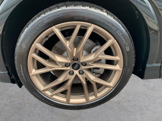 Audi Q4 e-tron Quattro