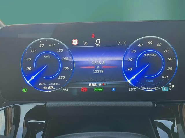 Mercedes-Benz EQA 350 4MATIC AMG Line