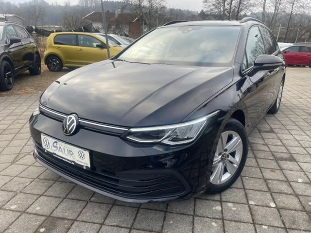 Volkswagen Golf 1.0 TSI Golf VIII Life Variant