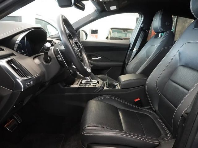 Jaguar E-Pace AWD P300e R-Dynamic SE