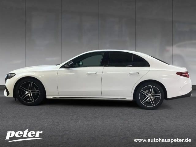 Mercedes-Benz E 200 AMG Line Sedan