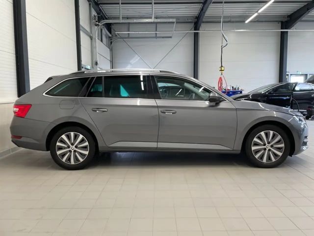 Skoda Superb 2.0 TDI Ambition Combi