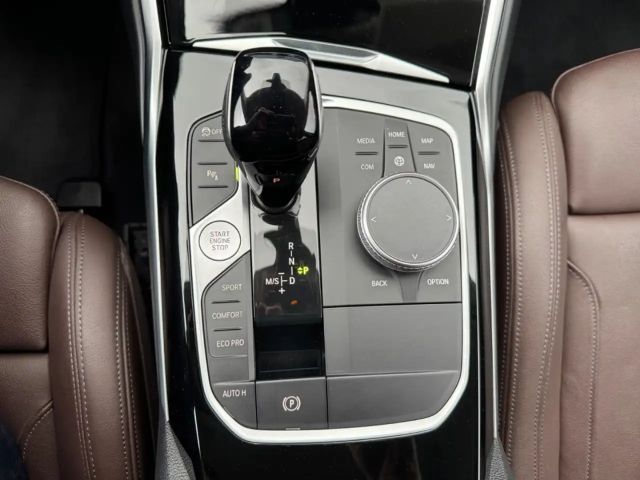 BMW 320 dx SPORTSITZ+LEDER+PANO+HUD+LED+ACC+HIFI+AHK+