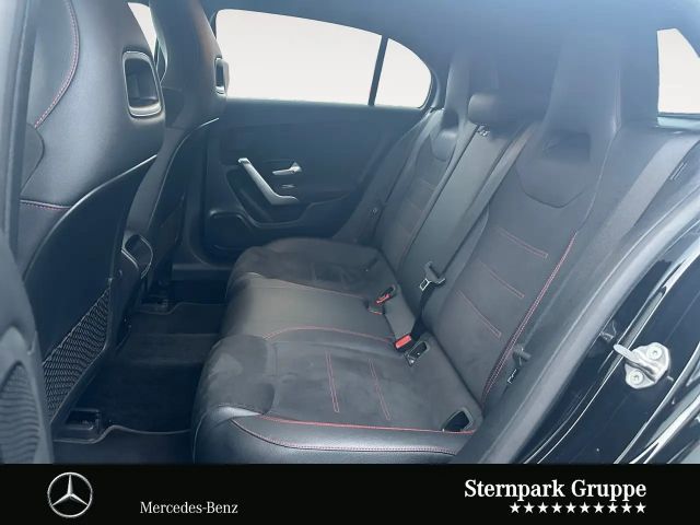 Mercedes-Benz A 250 AMG Line