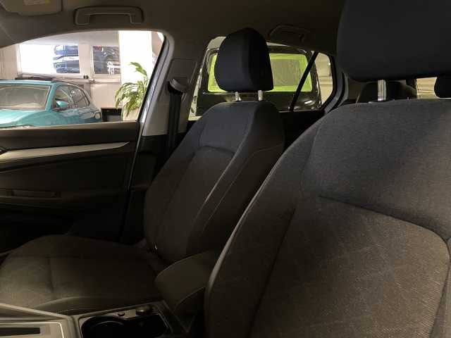 Volkswagen Golf 1.5 eTSI DSG Life