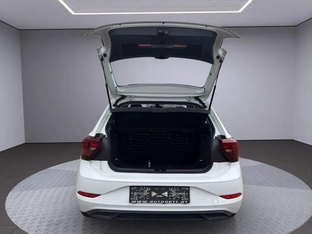 Volkswagen Polo Basis