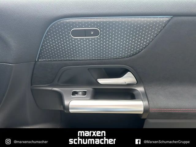 Mercedes-Benz EQA 300 4MATIC AMG Line