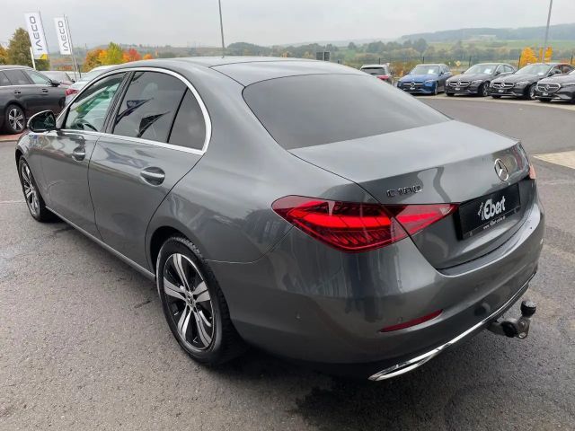 Mercedes-Benz C 180 AVANTGARDE Sedan