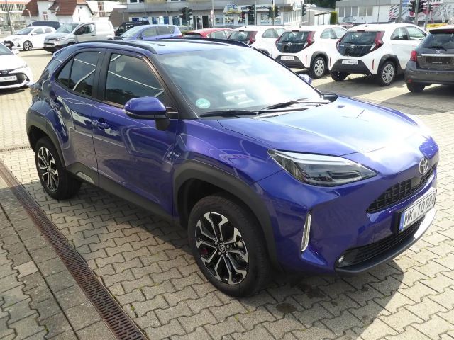 Toyota Yaris Cross 1.5H Teamplayer+Winter+Safety-Paket