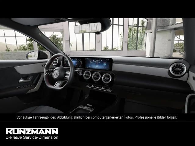 Mercedes-Benz A 200 AMG Line Premium