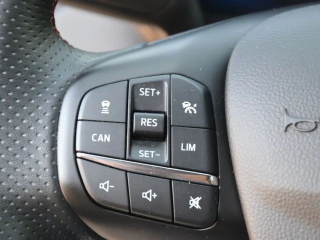 Ford Focus ST Line Wagon