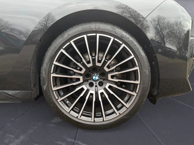 BMW 740 740d M-Sport Sedan xDrive