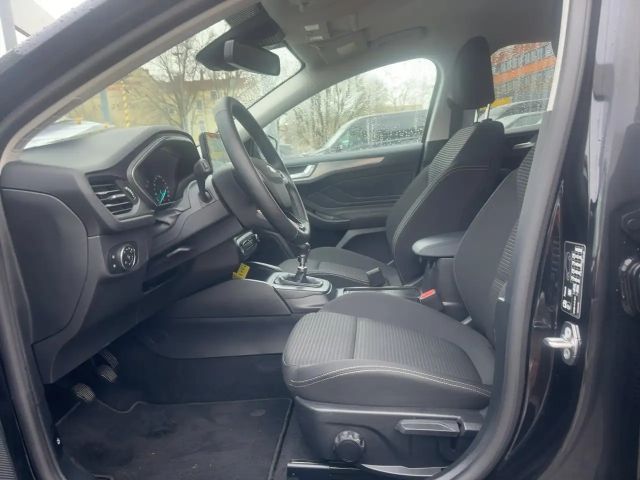 Ford Focus Titanium Wagon