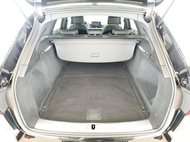 Audi A4 40 TFSI Avant Quattro S-Line S-Tronic