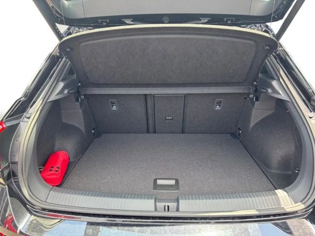 Volkswagen T-Roc 1.5 TSI DSG R-Line