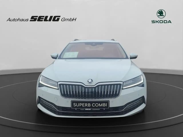 Skoda Superb Combi Style Style