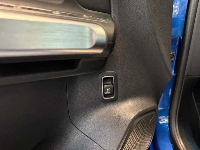 Mercedes-Benz EQB 300 4MATIC Progressive