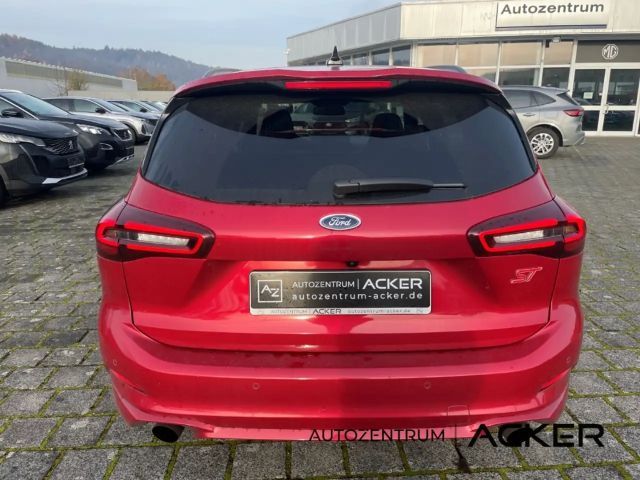 Ford Focus ST Line Wagon