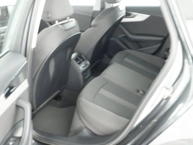 Audi A4 40 TFSI S-Line