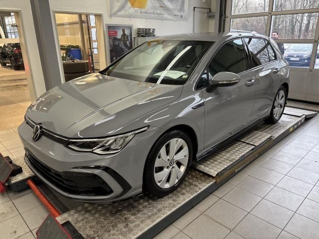 Volkswagen Golf 1.5 TSI Golf VIII R-Line