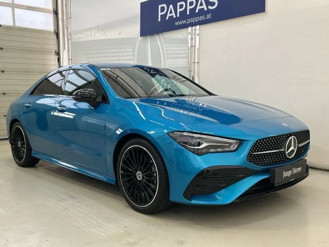 Mercedes-Benz CLA 220 4MATIC Coupé