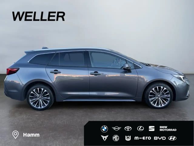 Toyota Corolla Hybride Team D