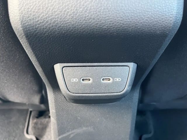 Volkswagen Polo 1.0 TSI Style