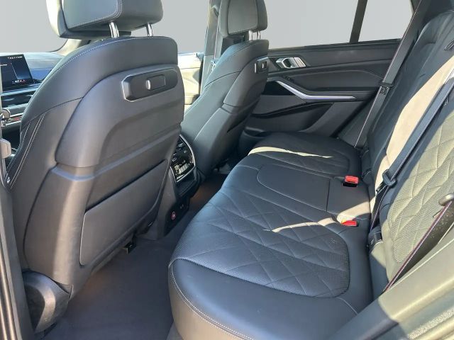 BMW X5 M60i xDrive
