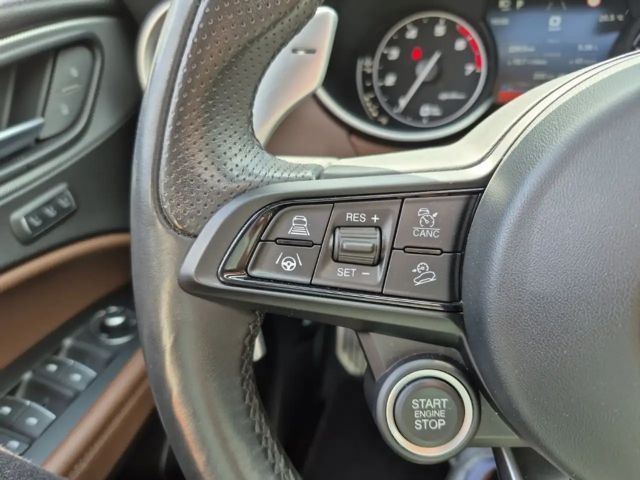 Alfa Romeo Stelvio Q4 Veloce