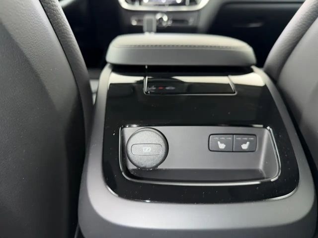 Volvo V60 AWD Dark Hybrid Recharge T6