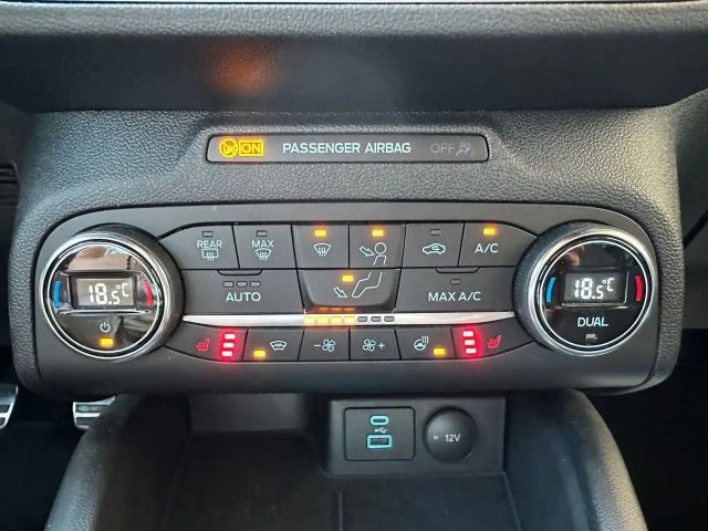 Ford Focus ST Line Wagon