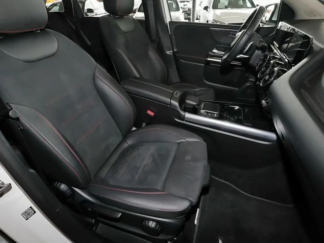 Mercedes-Benz B 250 AMG Line B 250 e