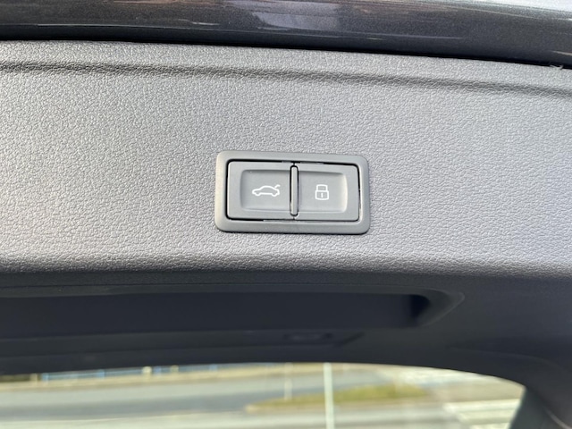 Audi A4 40 TFSI Avant Quattro S-Line S-Tronic