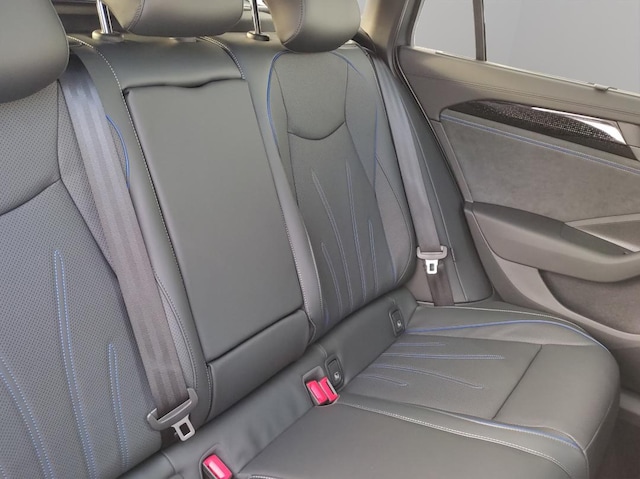 Volkswagen Passat DSG R-Line eHybrid