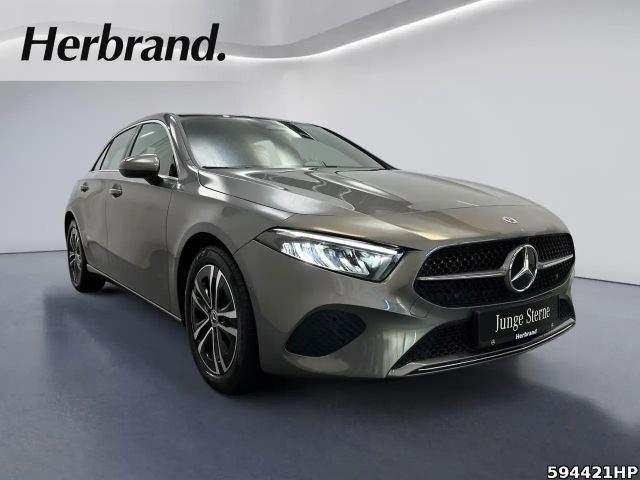 Mercedes-Benz A 180 Progressive