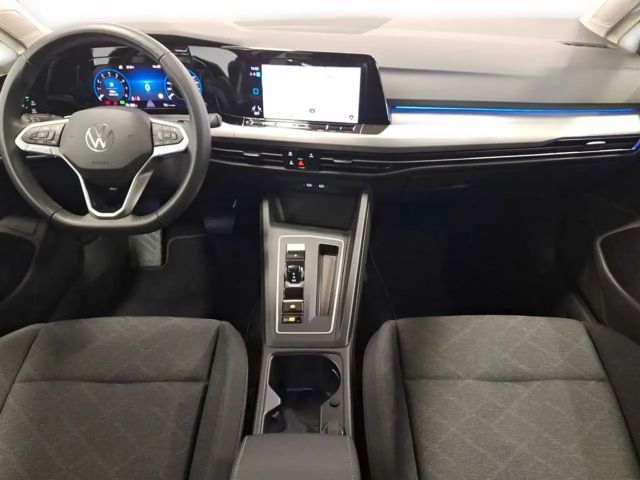 Volkswagen Golf 1.5 eTSI DSG Life