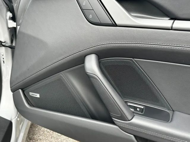 Porsche 992 4 Cabrio Targa