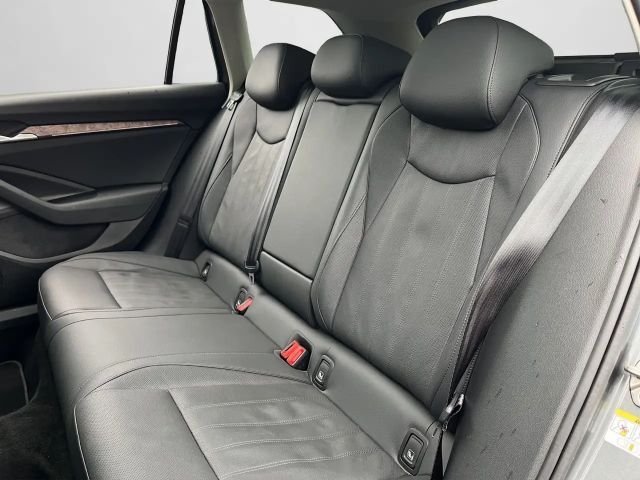 Skoda Superb 2.0 TDI Combi