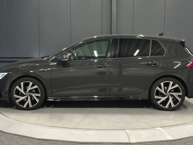 Volkswagen Golf 1.5 TSI DSG R-Line