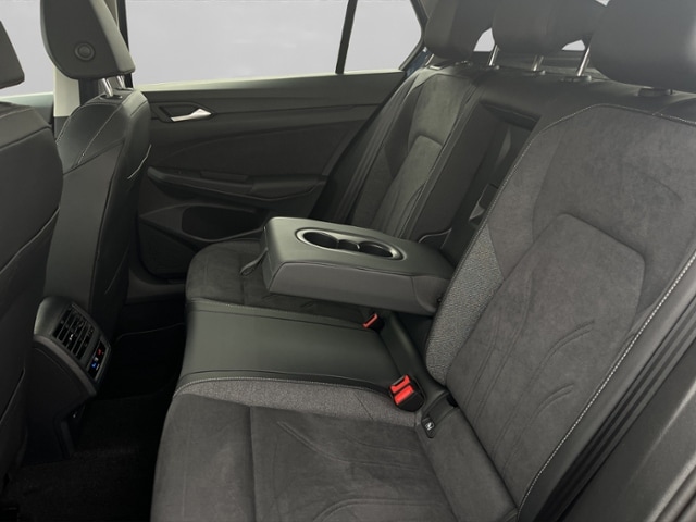 Volkswagen Golf 1.5 eTSI DSG Golf VIII