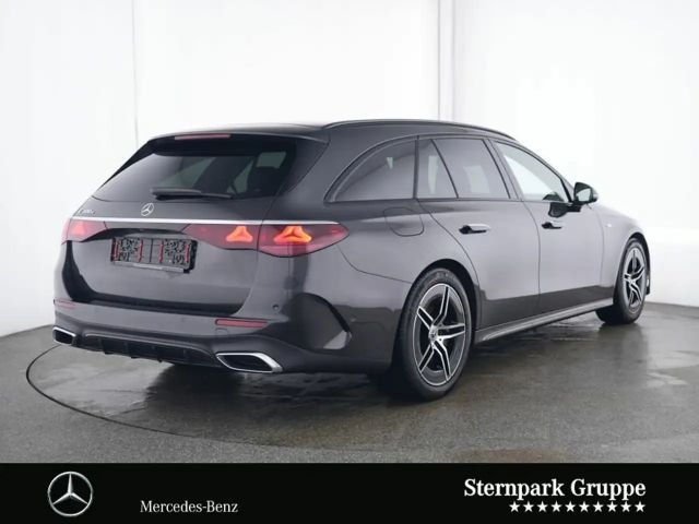 Mercedes-Benz E 300 AMG Line E 300 e