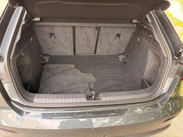 Audi A3 30 TDI Sedan