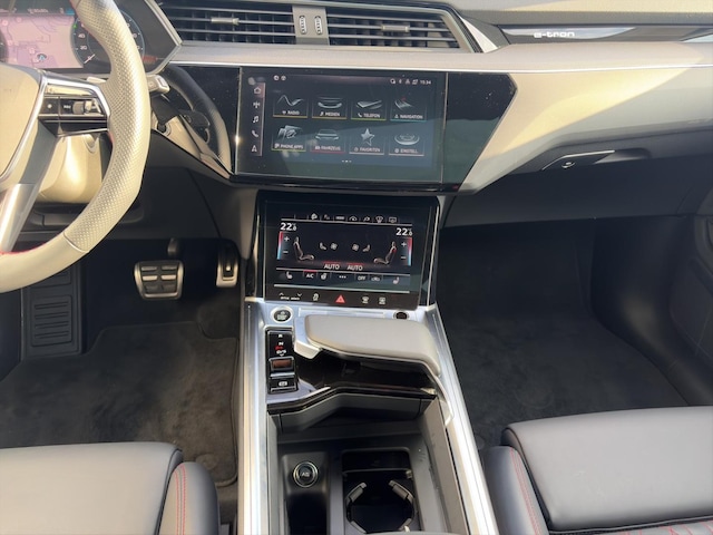 Audi Q8 e-tron 55 Quattro S-Line