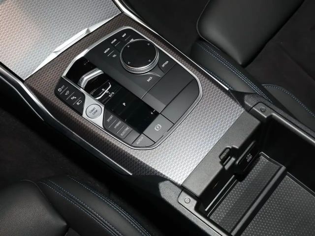 BMW 320 320e Touring