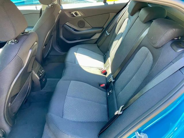 BMW 116 116i Advantage pakket Sedan